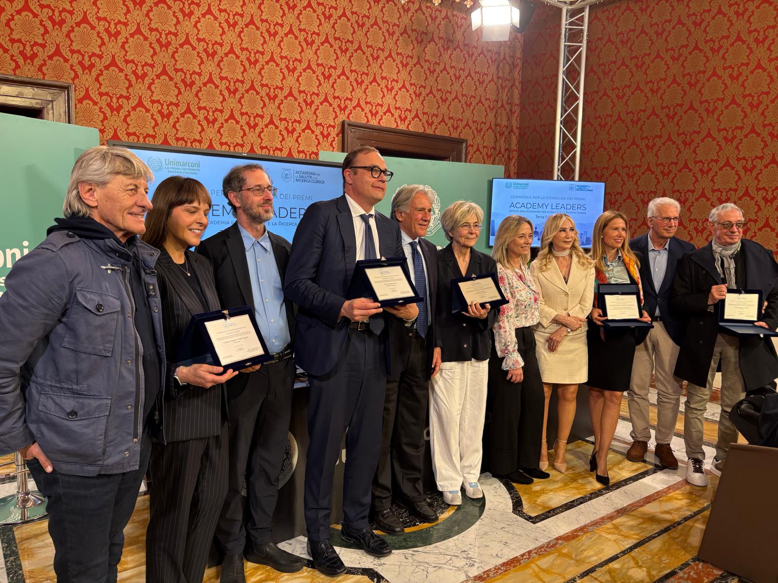 Da Rampini a Cerno, l’Italia delle eccellenze premiata agli Academy Leaders dal Professor Roberto Verna