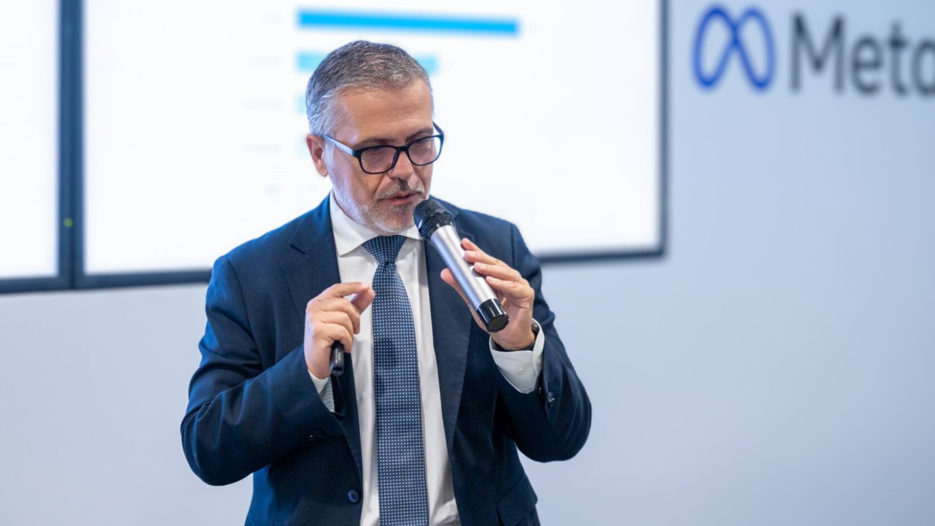 Paolo Leccese presenta la seconda edizione del summit ‘Comunicare l’Abitare’.