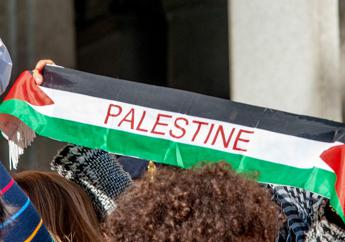 Napoli, scontri a manifestazione anti Nato e pro Palestina