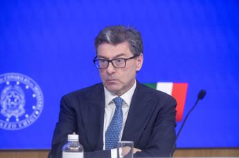 Def, Giorgetti: "Puntiamo ad aggiustamento dei conti in 7 anni"